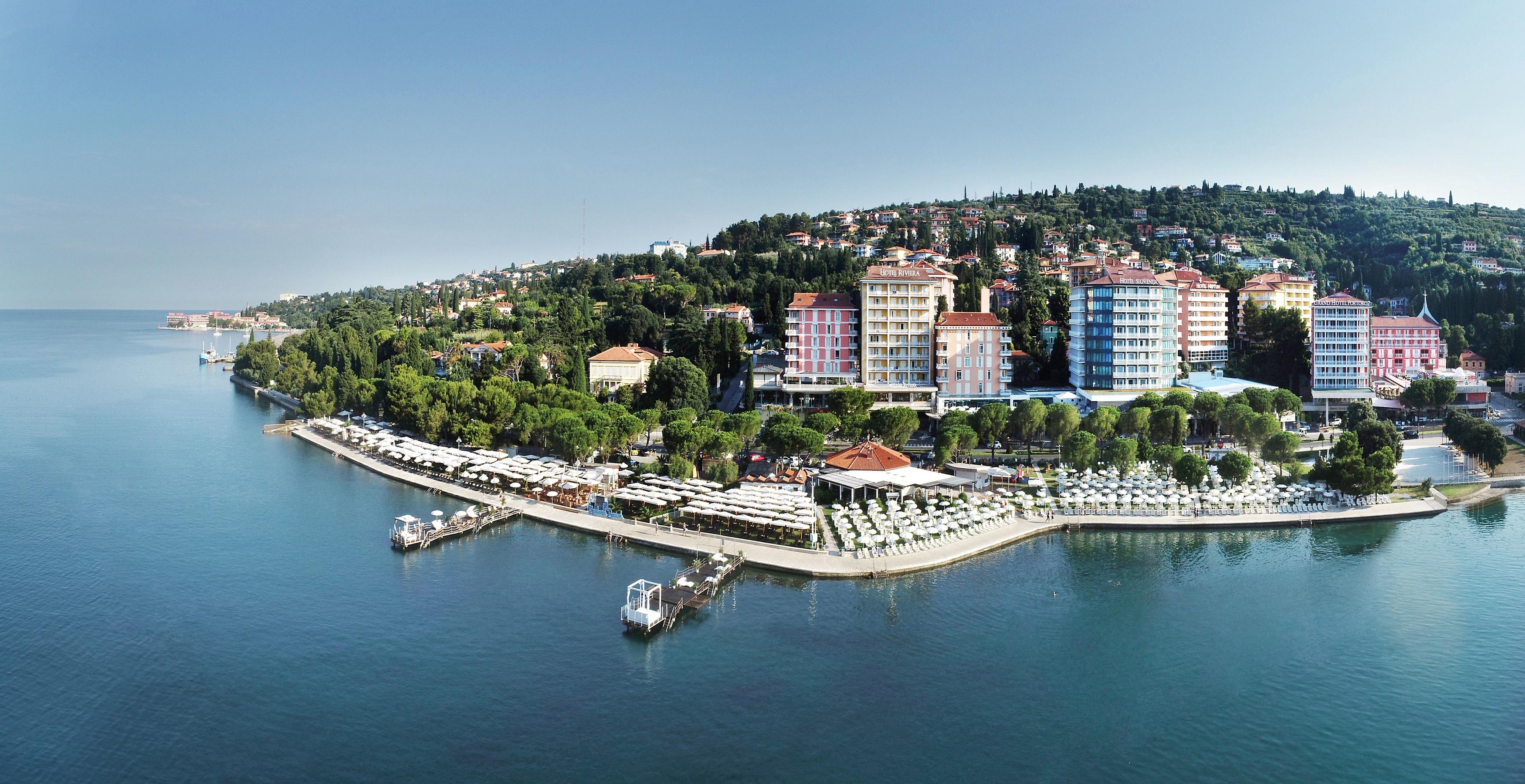 Wellness Hotel Apollo - Terme & Wellness Lifeclass ポルトローシュ エクステリア 写真