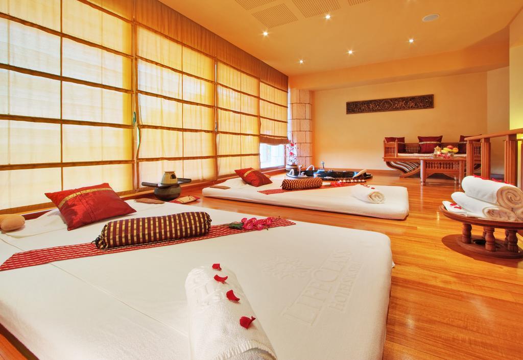 Wellness Hotel Apollo - Terme & Wellness Lifeclass ポルトローシュ エクステリア 写真