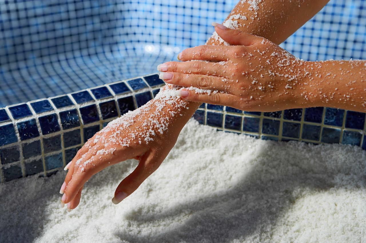 Wellness Hotel Apollo - Terme & Wellness Lifeclass ポルトローシュ エクステリア 写真